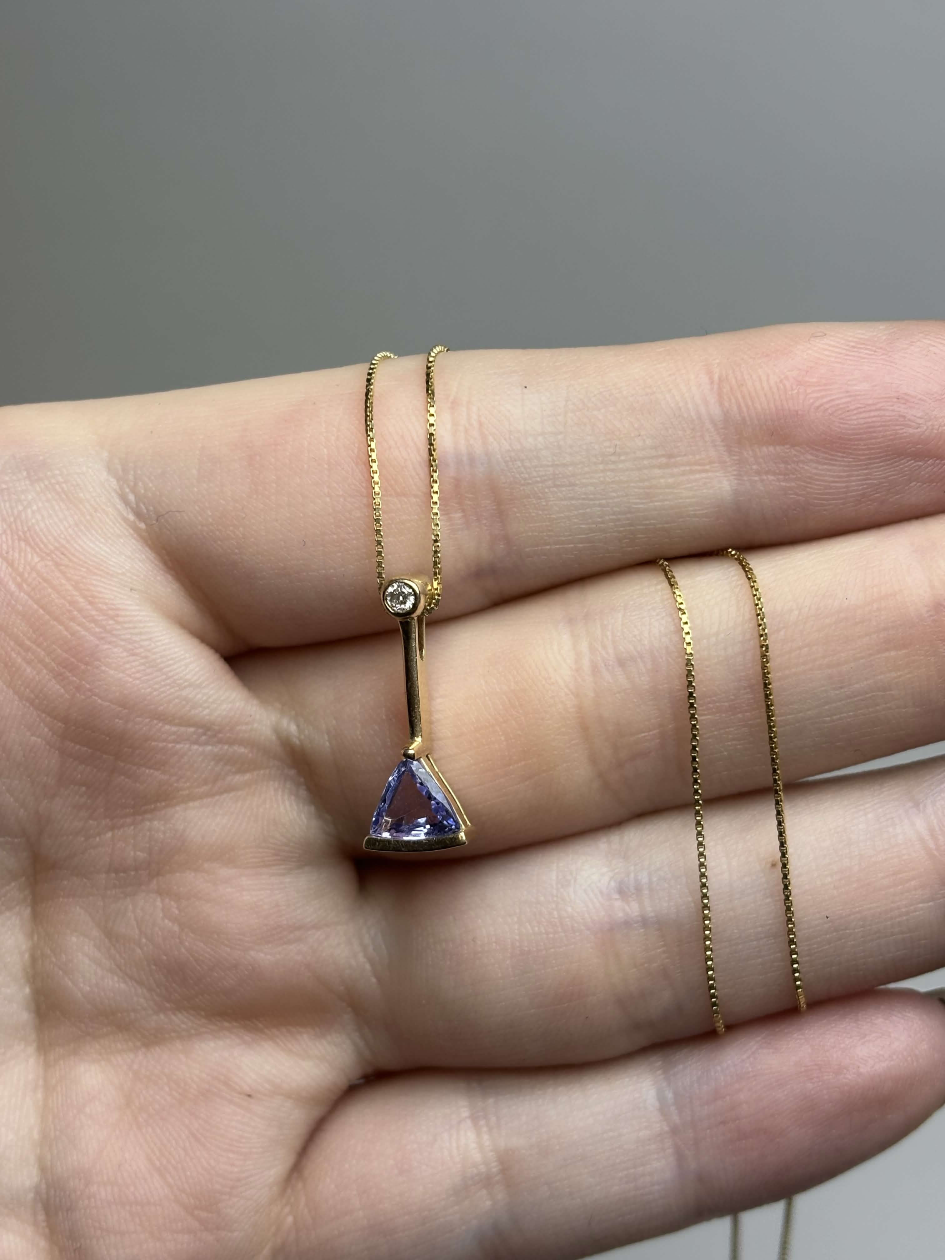 10k Gold Reversible Tanzanite & Diamond Pendant 18" Necklace