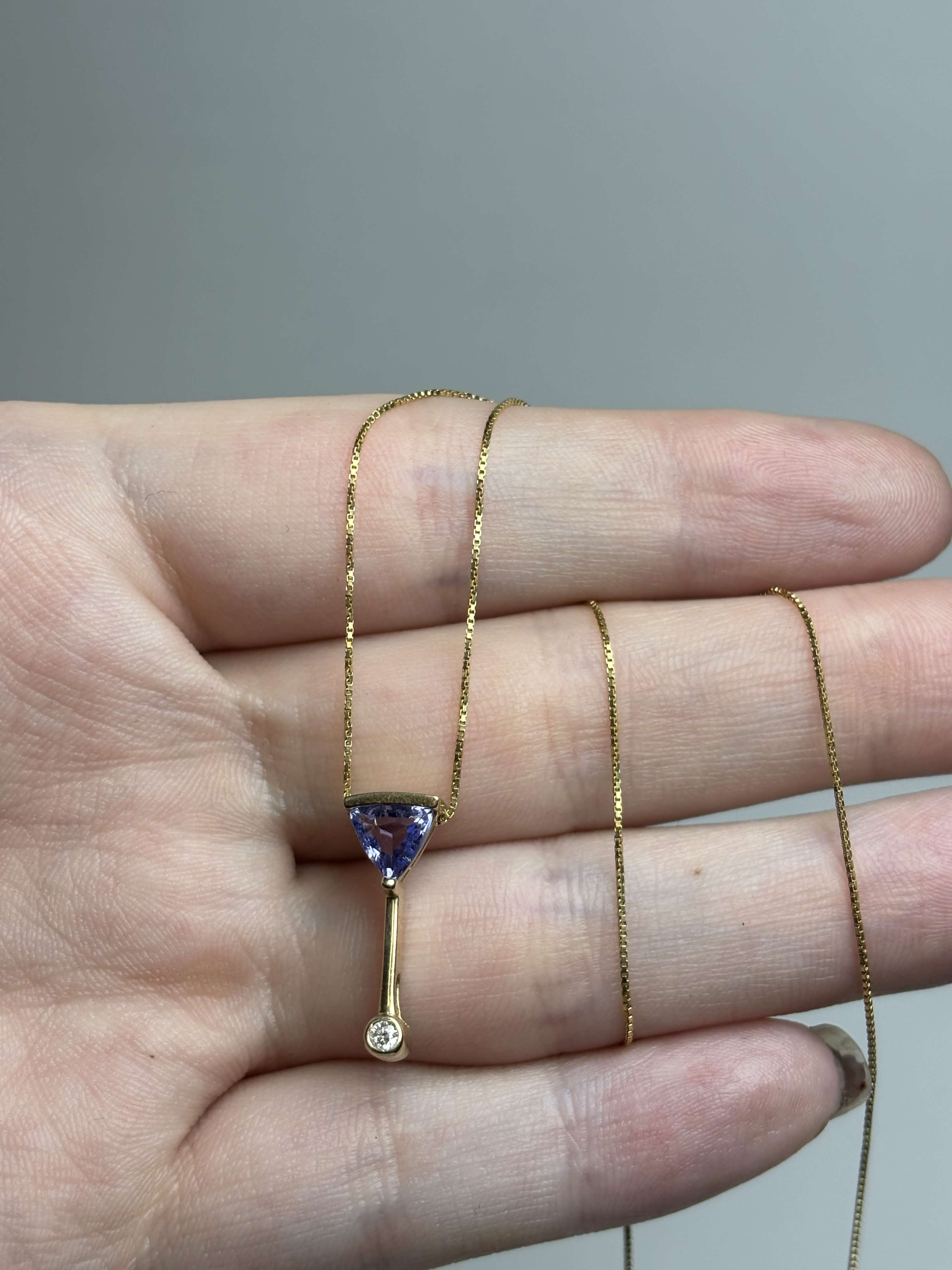 10k Gold Reversible Tanzanite & Diamond Pendant 18" Necklace